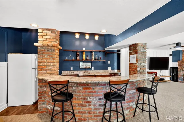 $599,000 | 1519 Laketop Drive, Fairview Heights, IL 62208