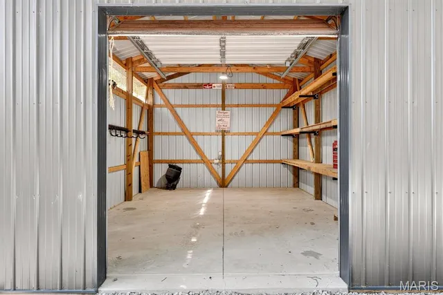 $599,000 | 1519 Laketop Drive, Fairview Heights, IL 62208