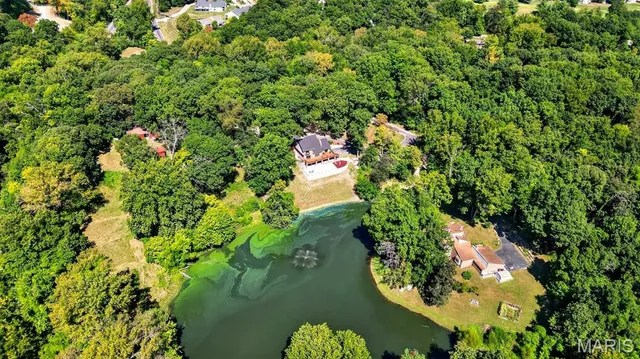 $599,000 | 1519 Laketop Drive, Fairview Heights, IL 62208