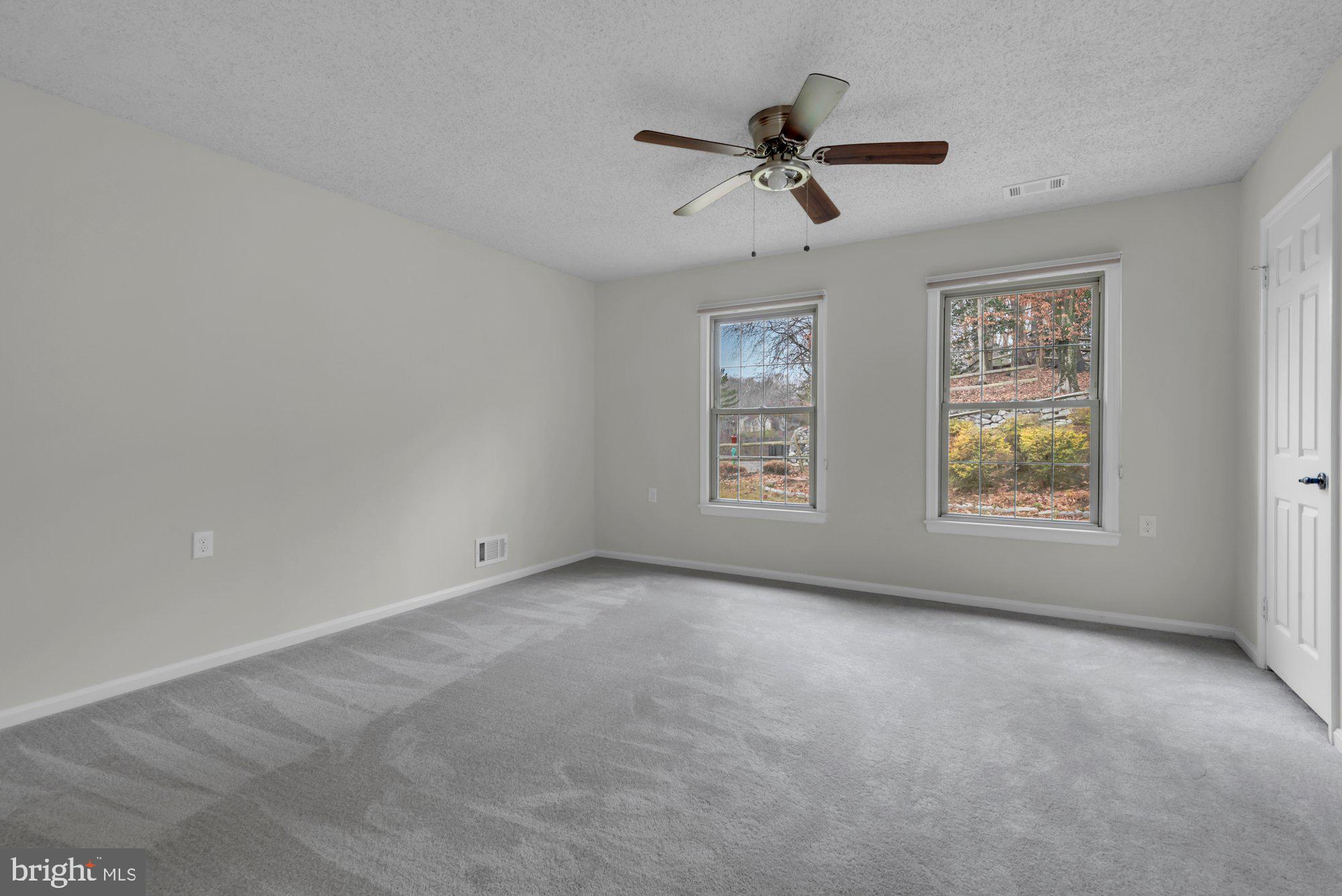 2572 Golfers Ridge Road Annapolis, MD 21401 - Photo 32 of 69 a view of room with window and ceiling fan