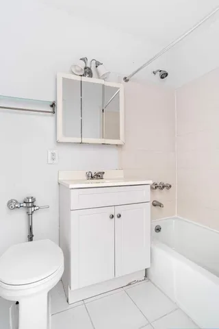 $275,000 | 419 East 87th Street, Unit 3A | Upper East Side