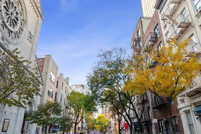 $275,000 | 419 East 87th Street, Unit 3A | Upper East Side