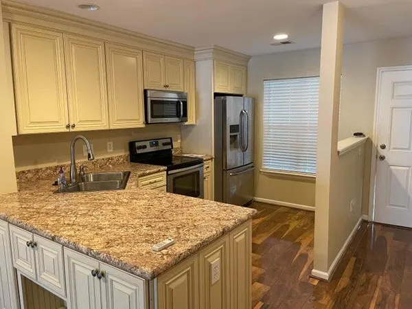 $1,700 | 603 Pine Bluff Drive, Summerville, SC 29483