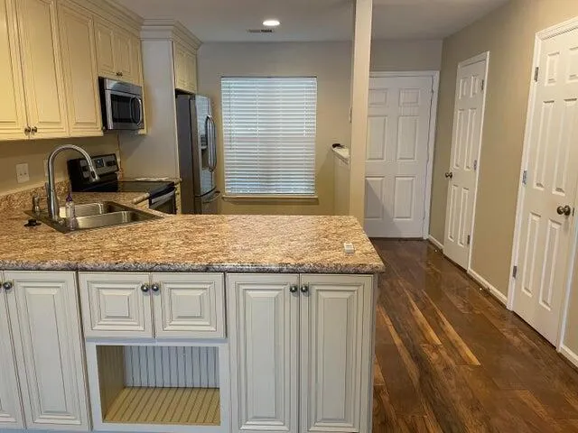 $1,700 | 603 Pine Bluff Drive, Summerville, SC 29483