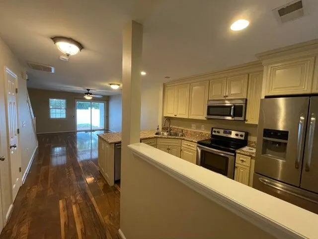 $1,700 | 603 Pine Bluff Drive, Summerville, SC 29483