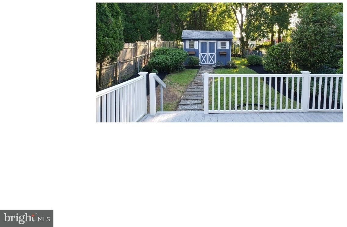 814 Grove Avenue Springfield, PA 19064 - Photo 5 of 25 Back Yard