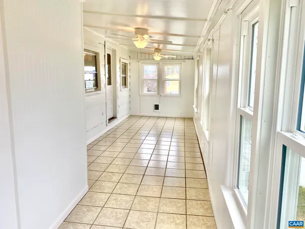 $875 | 520 Pine Avenue, Unit 6, Waynesboro, VA 22980