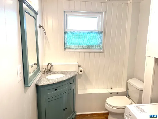 $875 | 520 Pine Avenue, Unit 6, Waynesboro, VA 22980