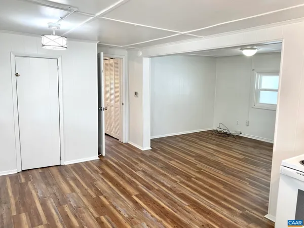 $875 | 520 Pine Avenue, Unit 6, Waynesboro, VA 22980