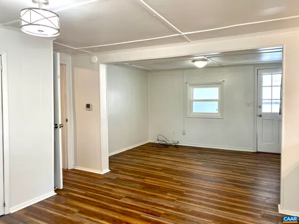 $875 | 520 Pine Avenue, Unit 6, Waynesboro, VA 22980