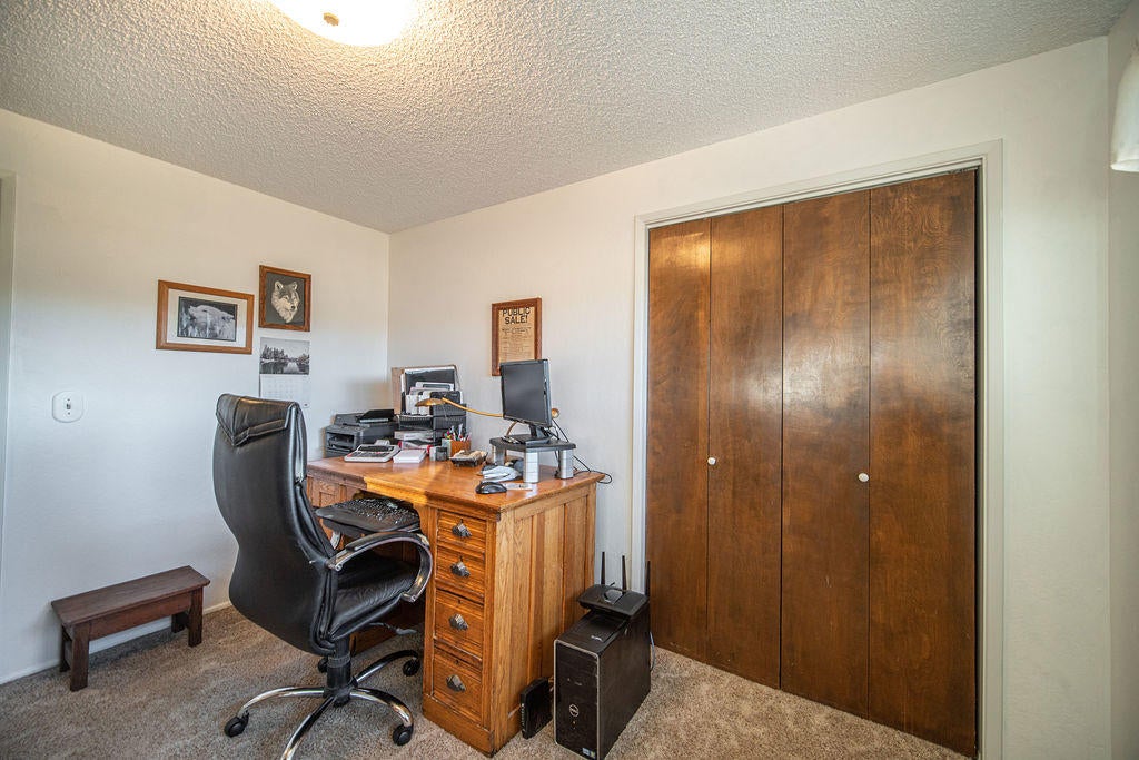 61858 Dobbin Road Bend, OR 97702 - Photo 16 of 30 RileyVisials-35