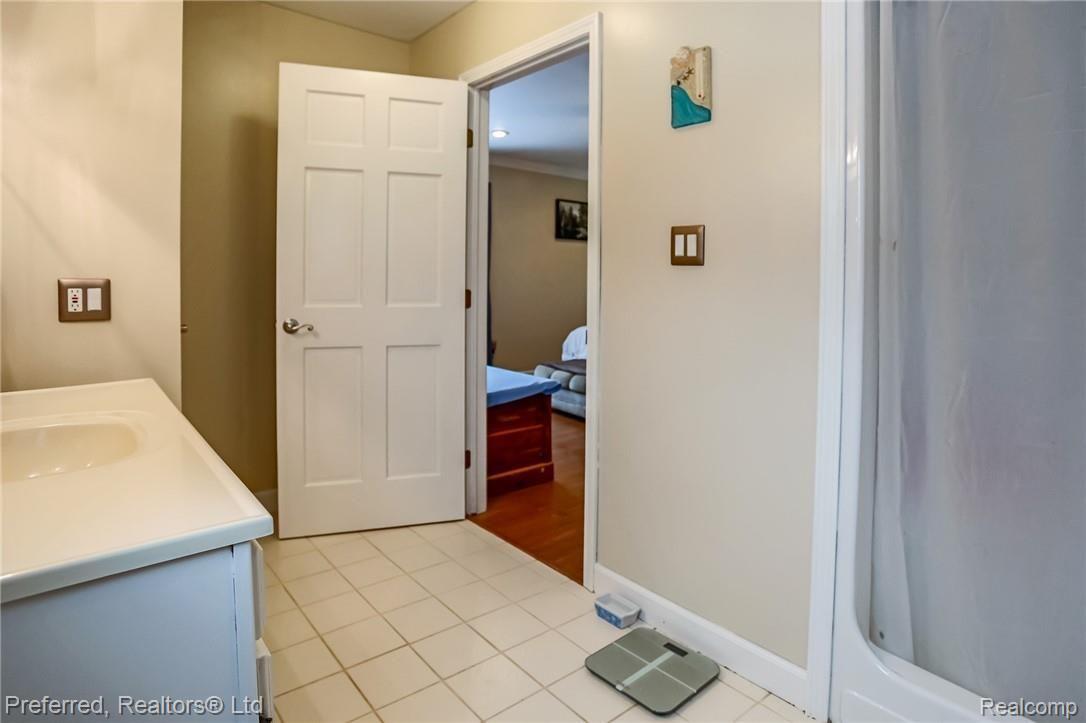 23950 Clark Road Belleville, MI 48111 - Photo 30 of 60 28aIMG_5381.jpg