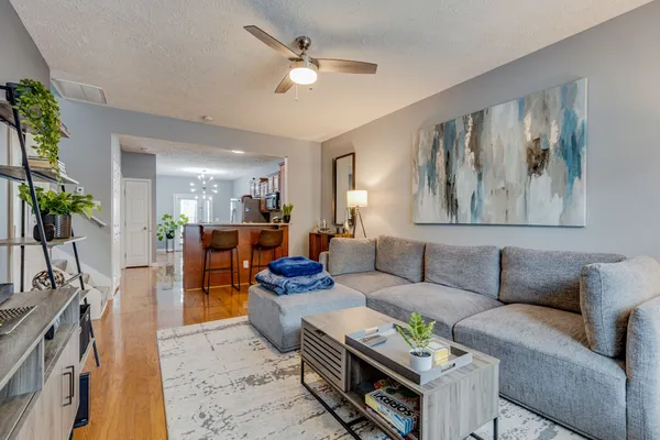 $2,000 | 818 Spence Enclave Lane, Nashville, TN 37210