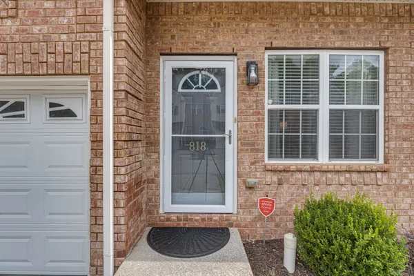 $2,000 | 818 Spence Enclave Lane, Nashville, TN 37210