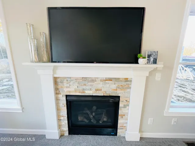 $636,195 | 10 Hunter Court, Milton, NY 12020