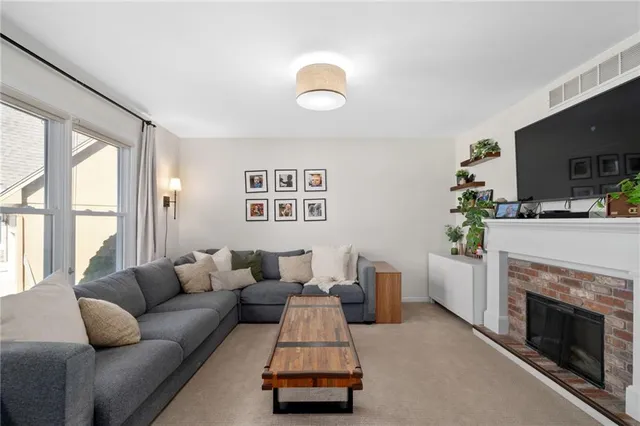 $385,000 | 1529 West Park Street, Olathe, KS 66061