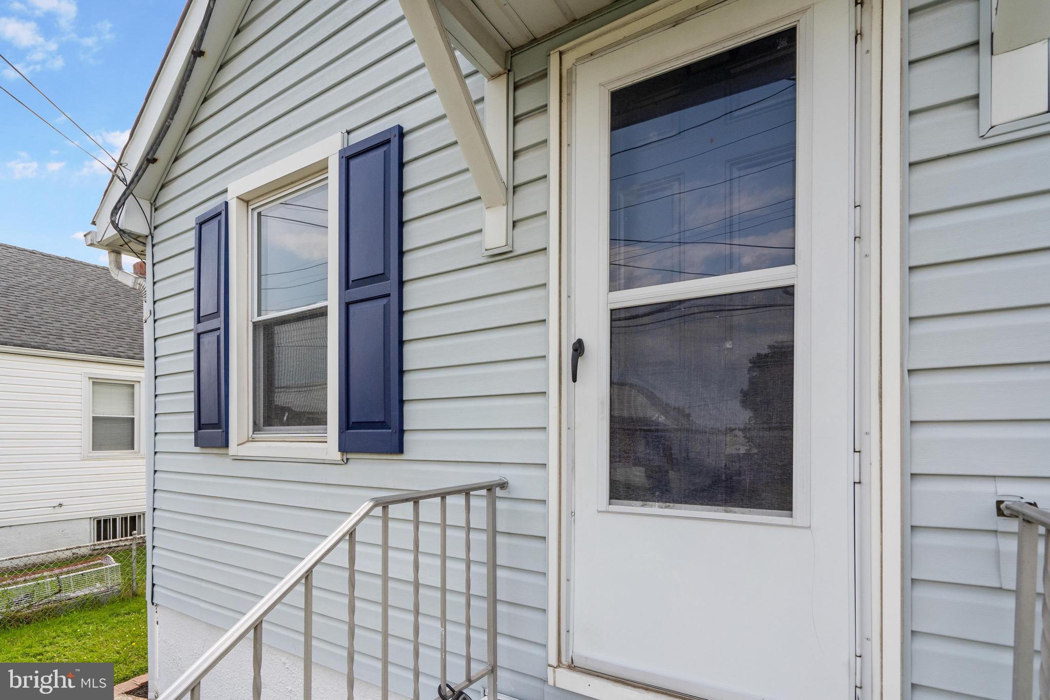 7615 Cedar Road Dundalk, MD 21222 - Photo 2 of 40