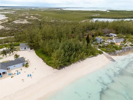 $599,000 | 9 E Pleasant Harbour