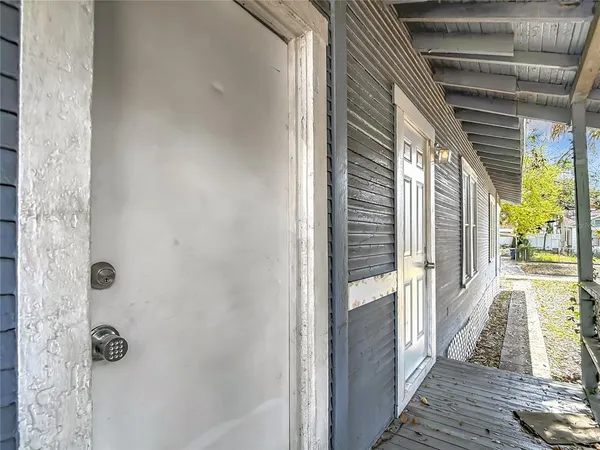 $300,000 | 1004 East 22nd Avenue, Tampa, FL 33605