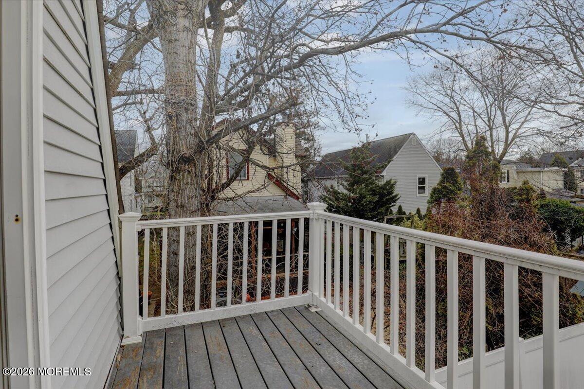21 Washington Street, Unit D Red Bank, NJ 07701 - Photo 13 of 27 16-Deck