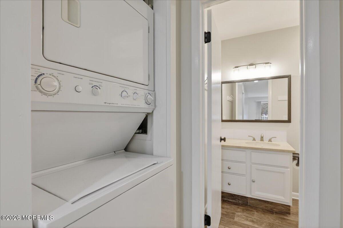 21 Washington Street, Unit D Red Bank, NJ 07701 - Photo 22 of 27 23-Laundry