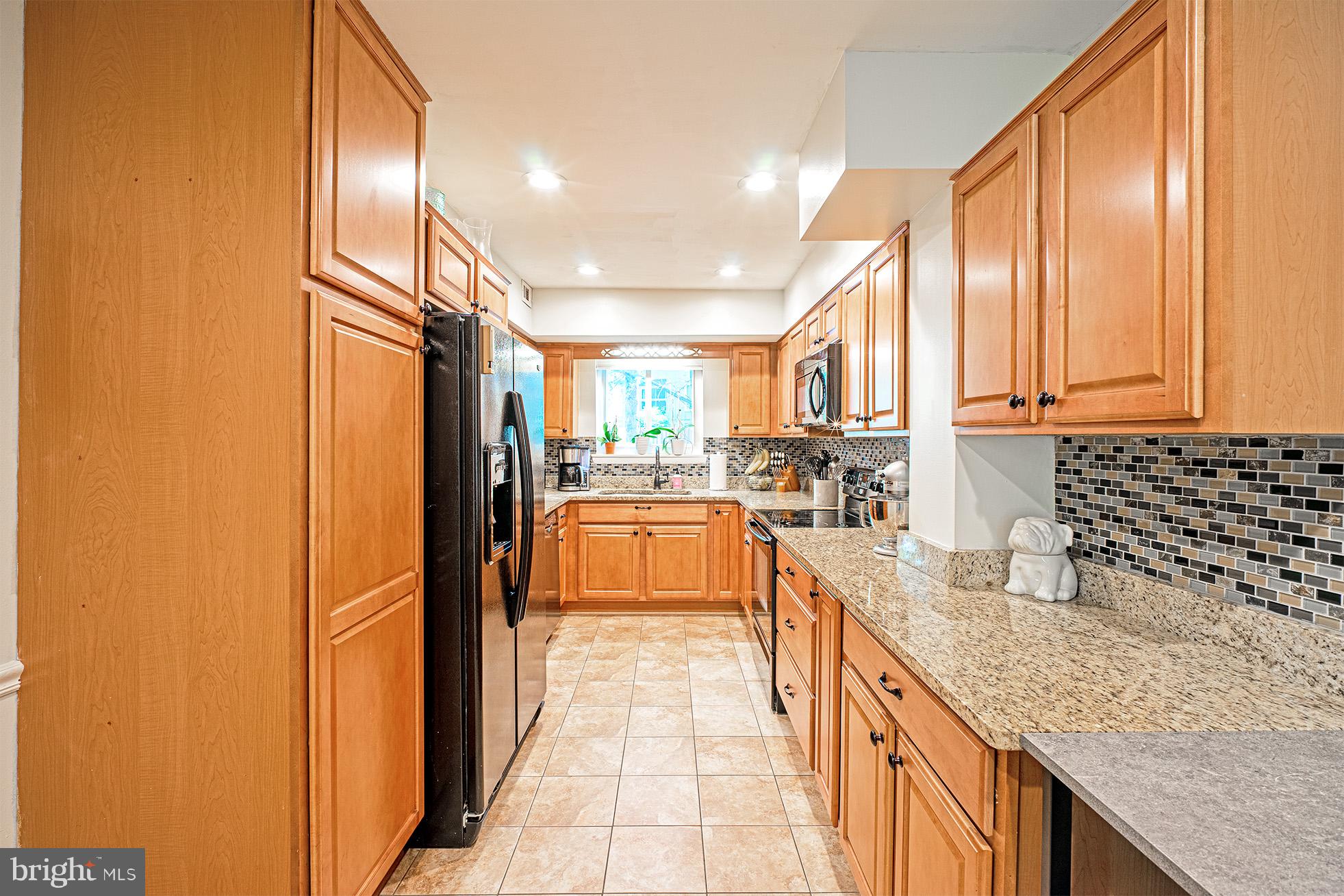 11095 Saffold Way Reston, VA 20190 - Photo 17 of 66