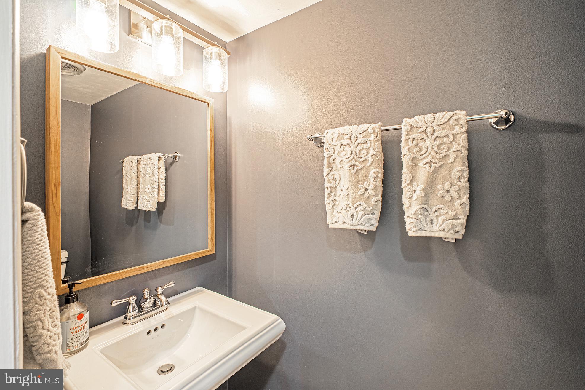 11095 Saffold Way Reston, VA 20190 - Photo 23 of 66