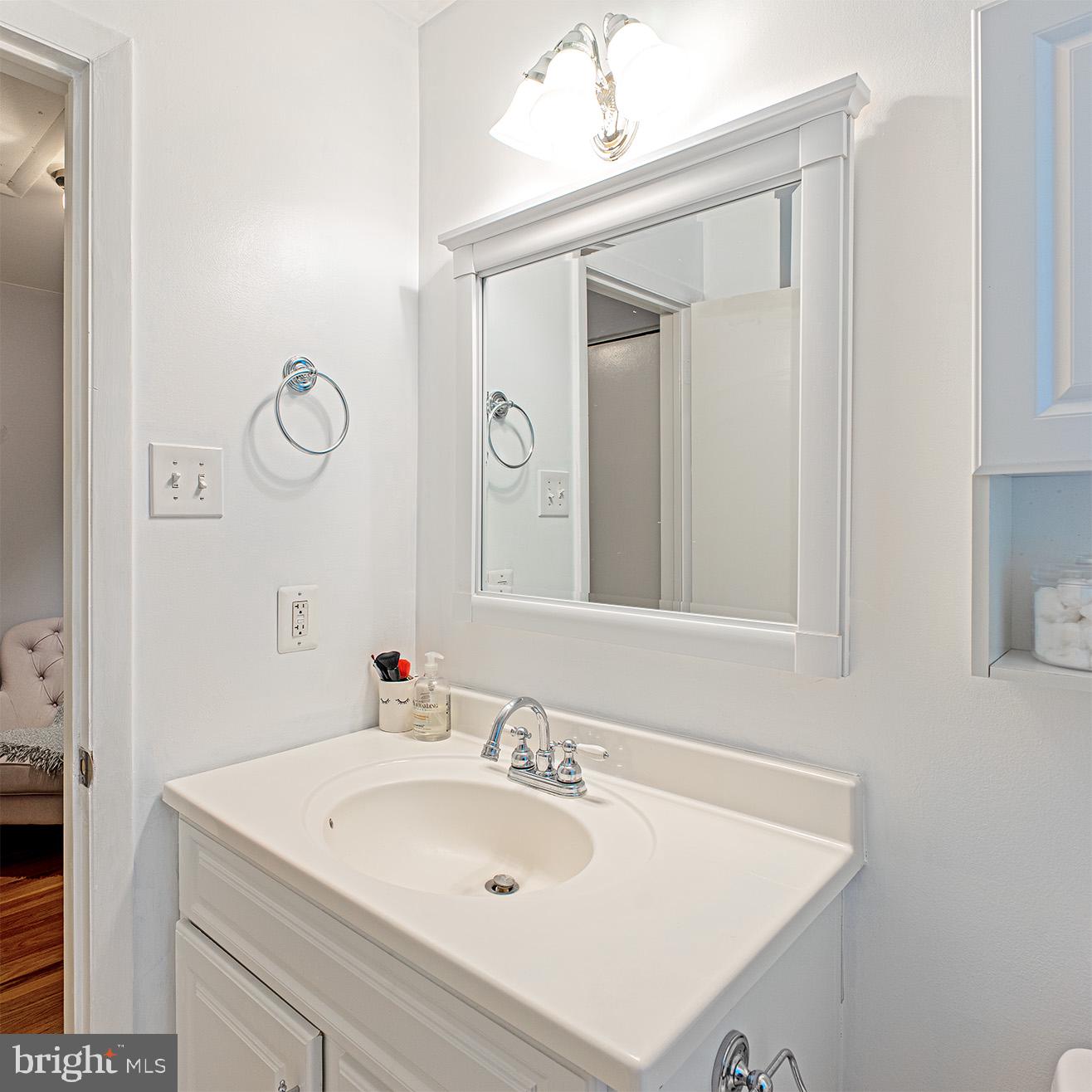 11095 Saffold Way Reston, VA 20190 - Photo 38 of 66