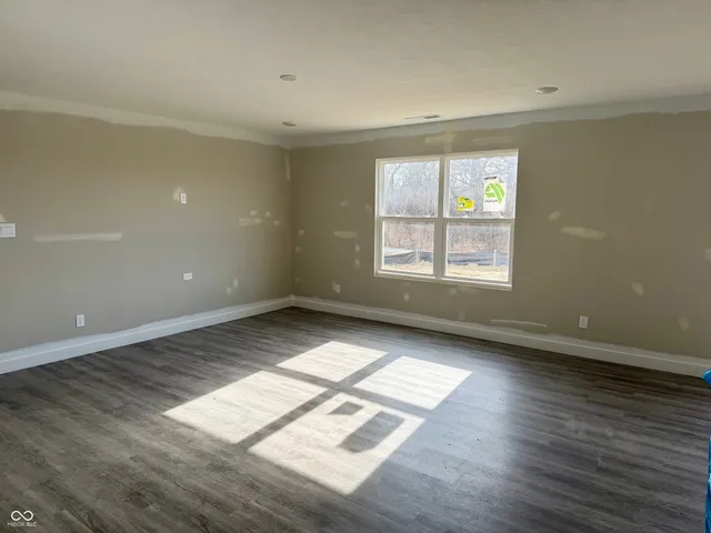 $376,900 | 6715 Henley Way, Indianapolis, IN 46221