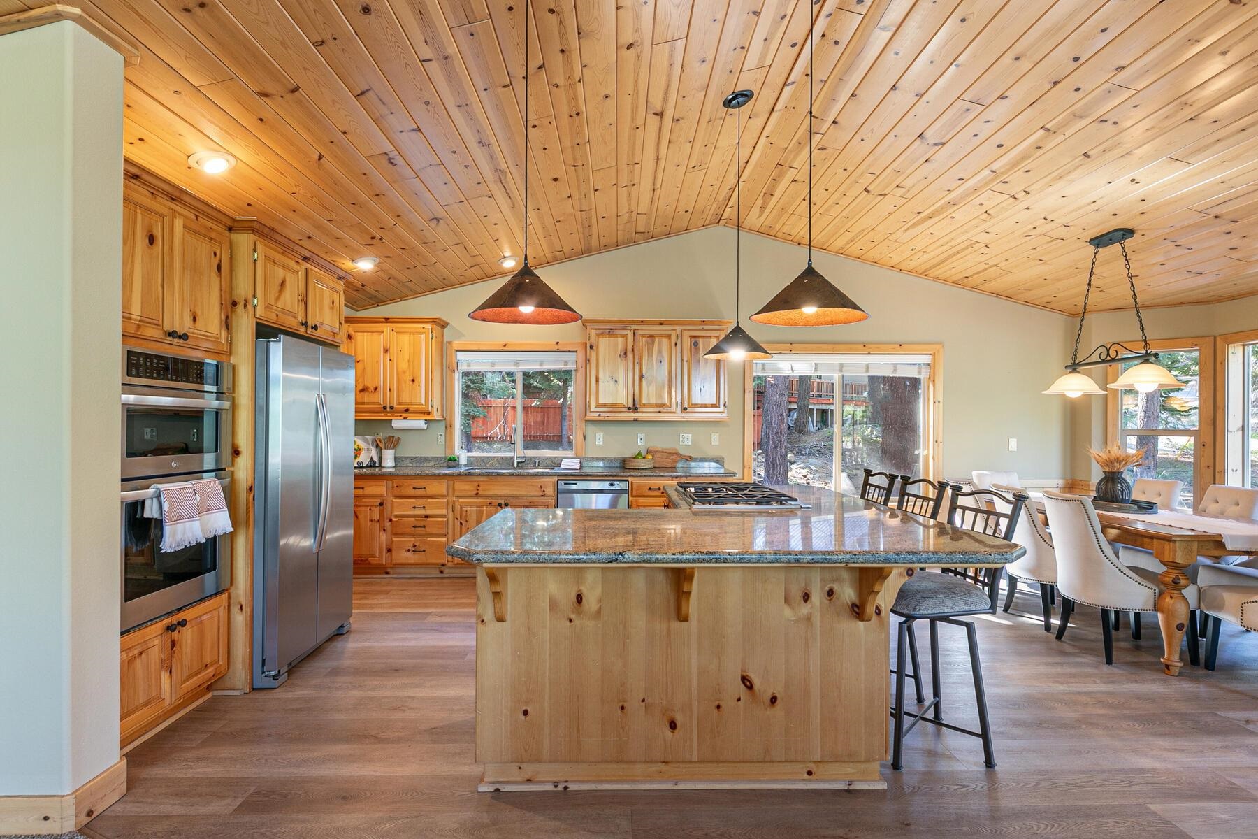 3895 Summit Road Carnelian Bay, CA 96140 - Photo 10 of 28 Gallery Image 10