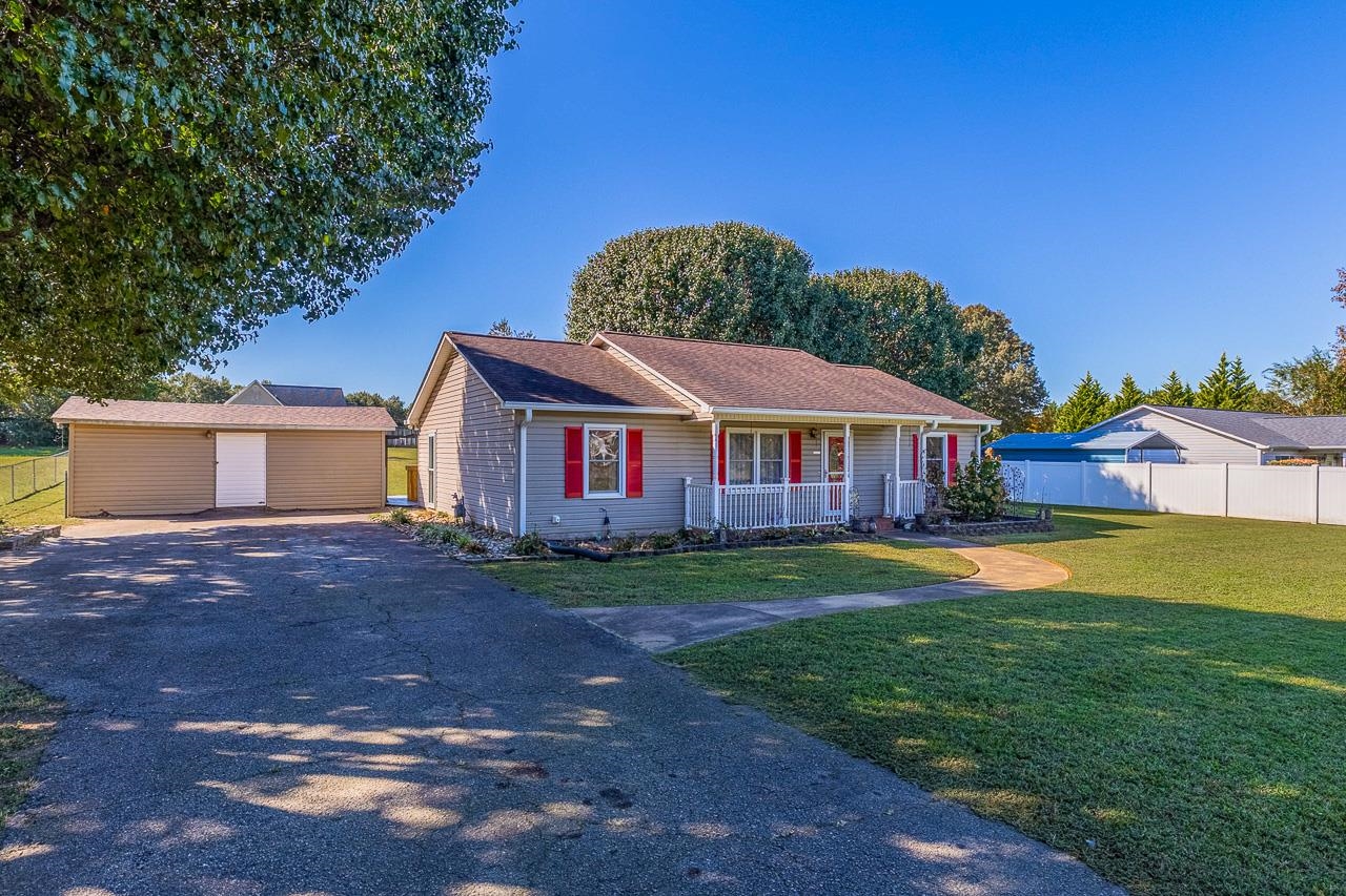 112 Homestead Drive Boiling Springs, SC 29316 - Photo 6 of 42