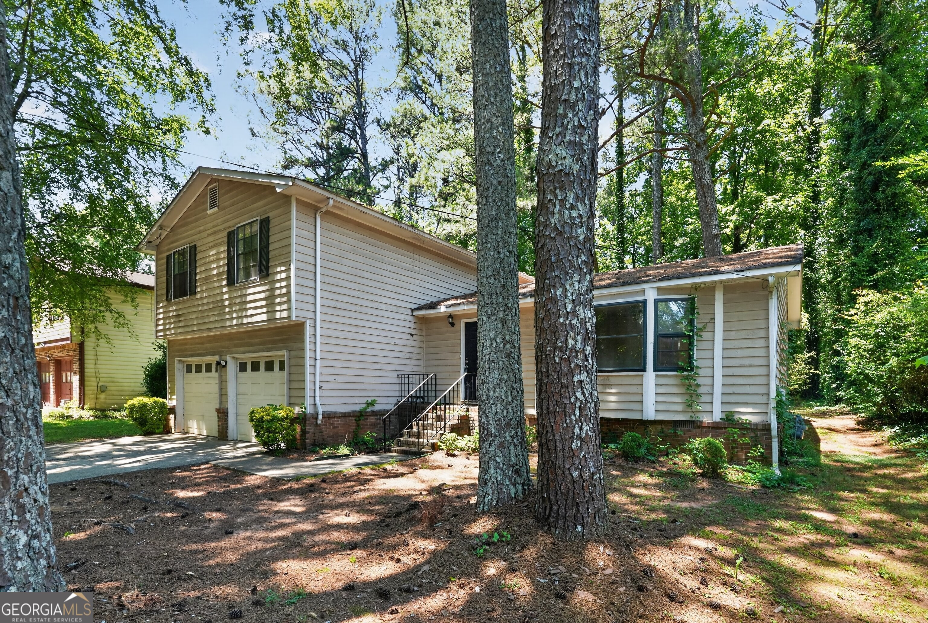 4556 Ranger Road Stone Mountain, GA 30083 - Photo 2 of 33