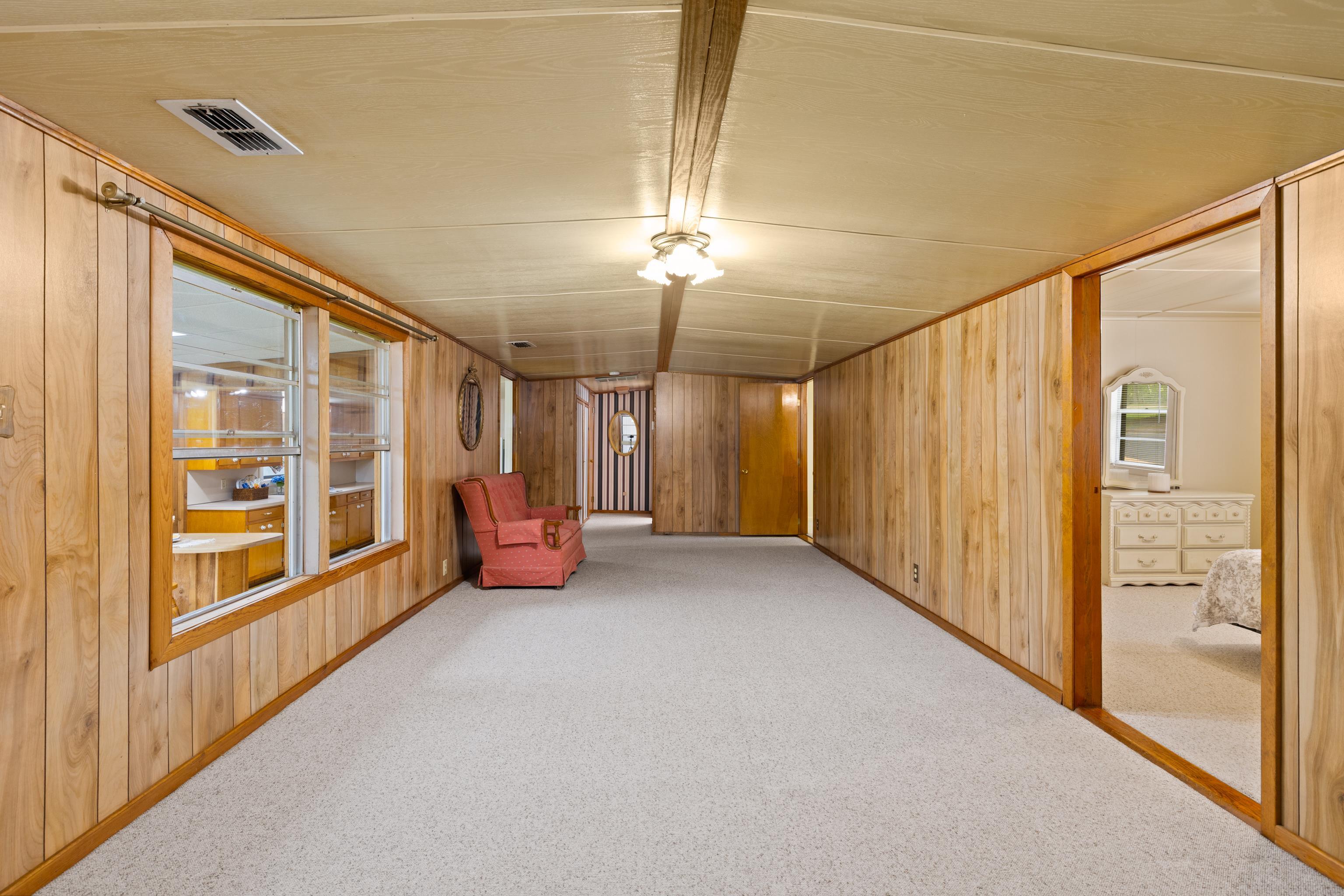 308 East Lake Road Gladewater, TX 75647 - Photo 8 of 21 Gallery Image 8