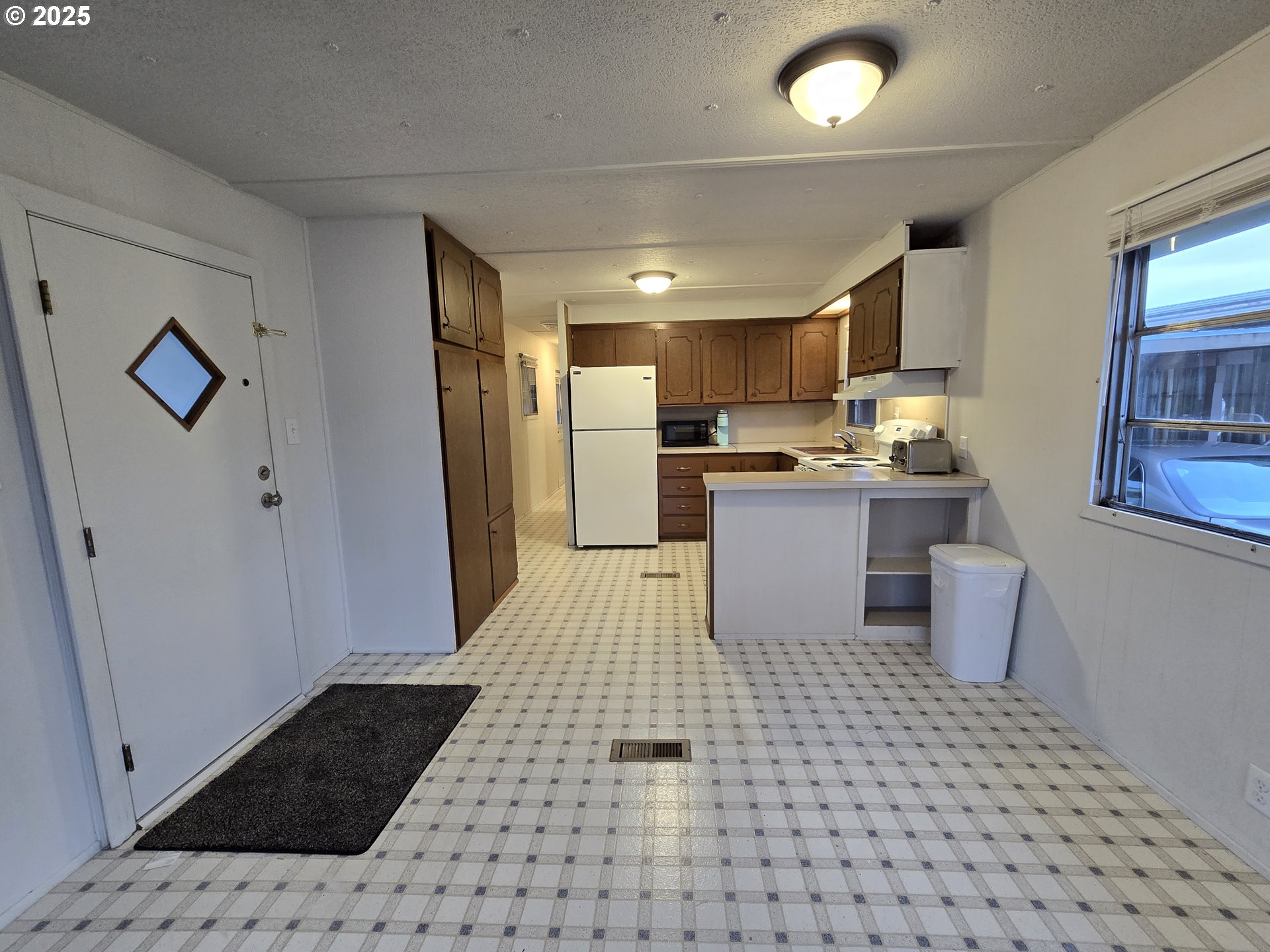2150 Laura Street, Unit 13 Springfield, OR 97477 - Photo 12 of 25