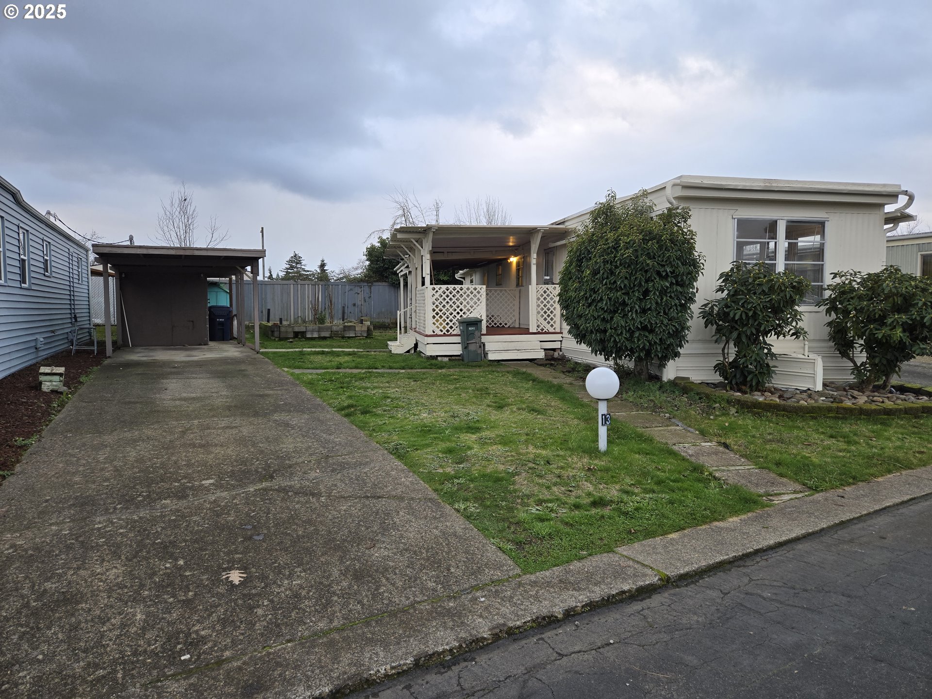 2150 Laura Street, Unit 13 Springfield, OR 97477 - Photo 25 of 25 Driveway