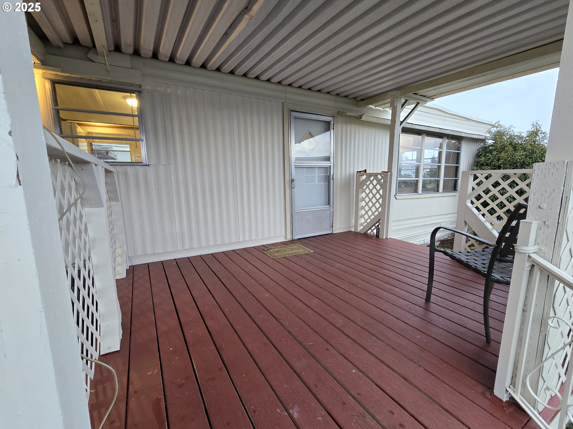 2150 Laura Street, Unit 13 Springfield, OR 97477 - Photo 6 of 25 Covered Porch