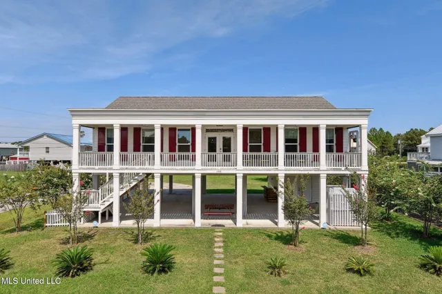 $522,000 | 500 Fell Street, Waveland, MS 39576