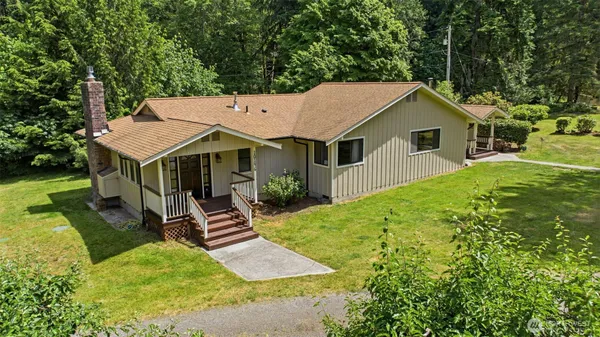 $850,000 | 10146 Banner Road Southeast, Olalla, WA 98359