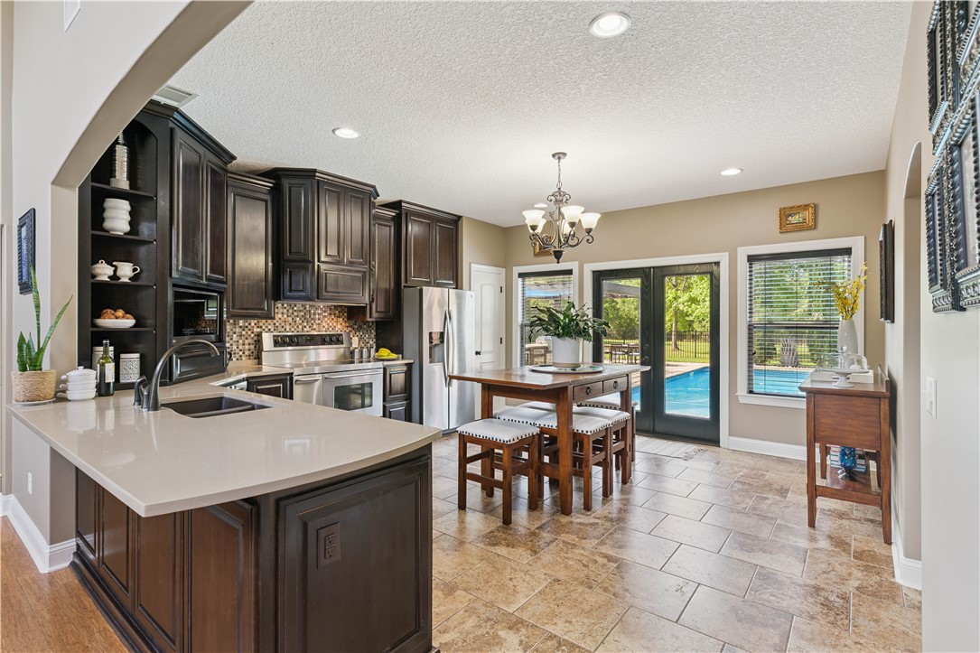 103 Michigan Way Brunswick, GA 31523 - Photo 11 of 42