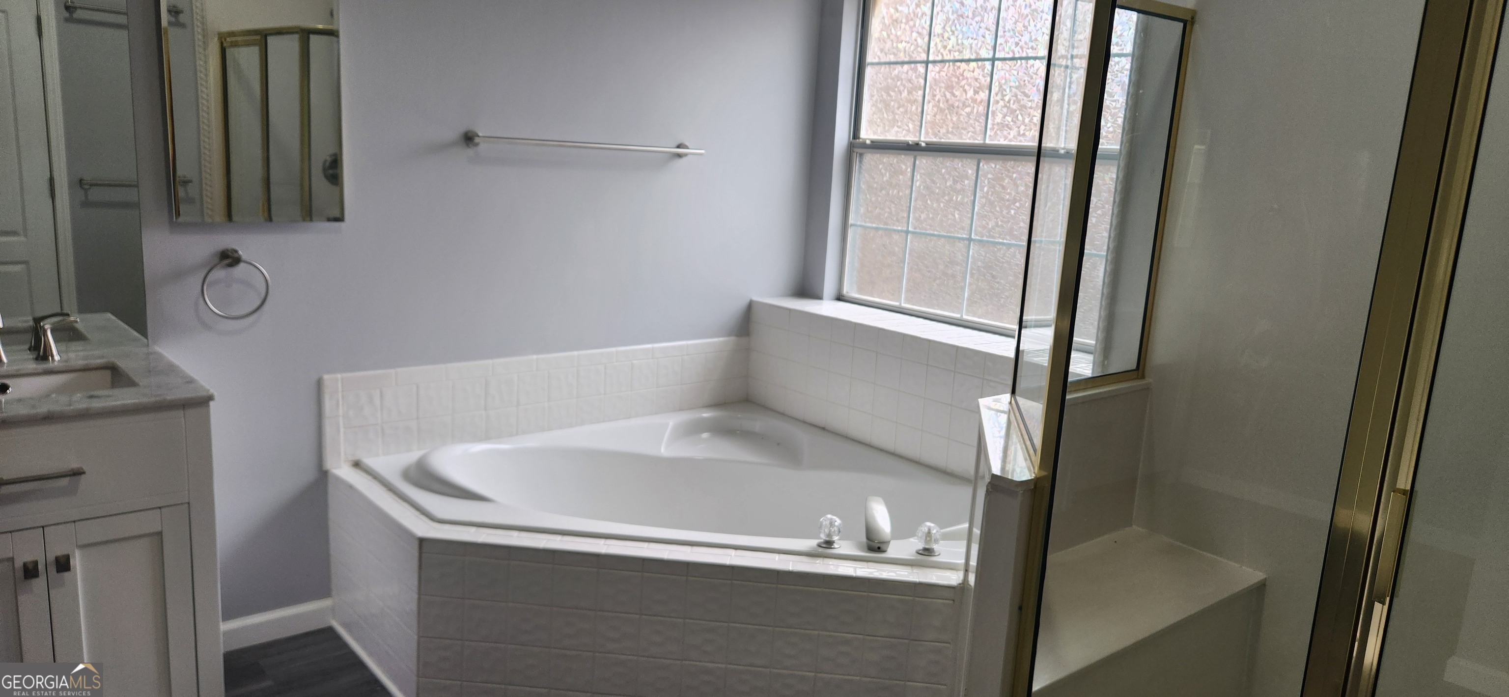 201 Reeves Creek Way Jonesboro, GA 30236 - Photo 11 of 30 Master Bathroom Garden Tub