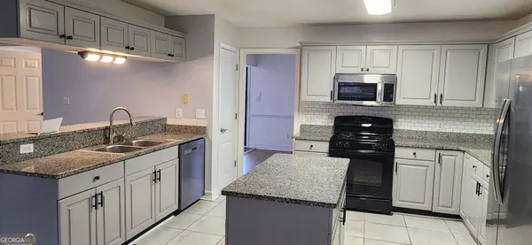 $3,100 | 201 Reeves Creek Way, Jonesboro, GA 30236