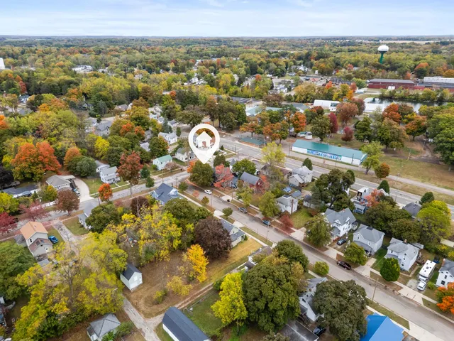 $249,900 | 106 East Sharp Street, Hillsdale, MI 49242