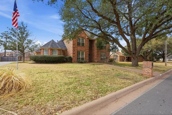 $510,000 | 17 Cherry Hills Street East, Abilene, TX 79606