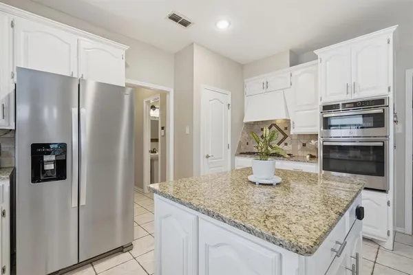 $510,000 | 17 Cherry Hills Street East, Abilene, TX 79606