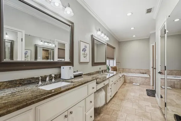 $510,000 | 17 Cherry Hills Street East, Abilene, TX 79606