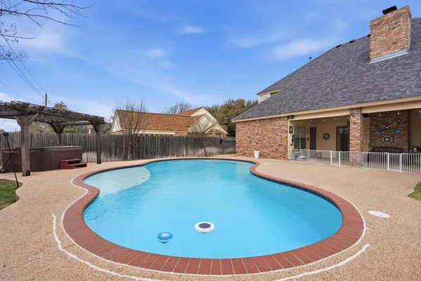 $510,000 | 17 Cherry Hills Street East, Abilene, TX 79606
