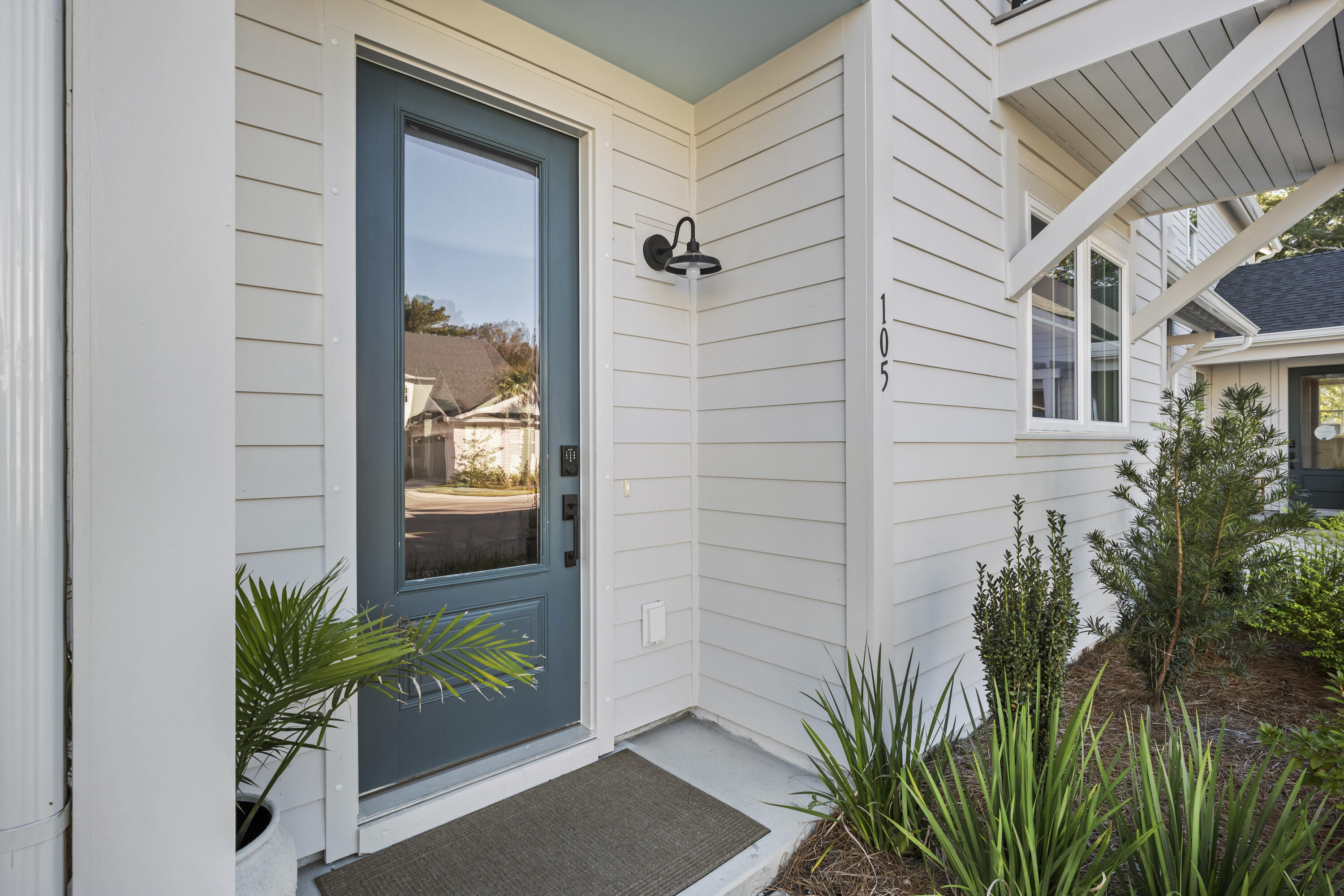 105 Risewell Court Johns Island, SC 29455 - Photo 3 of 31 P1075973