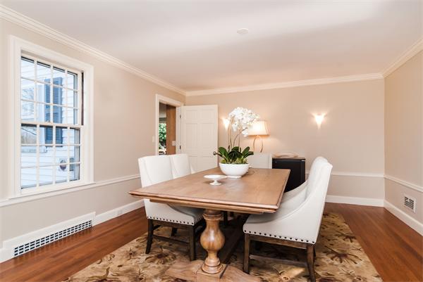171 Crafts Road Brookline, MA 02467 - Photo 6 of 24 Gallery Image 6