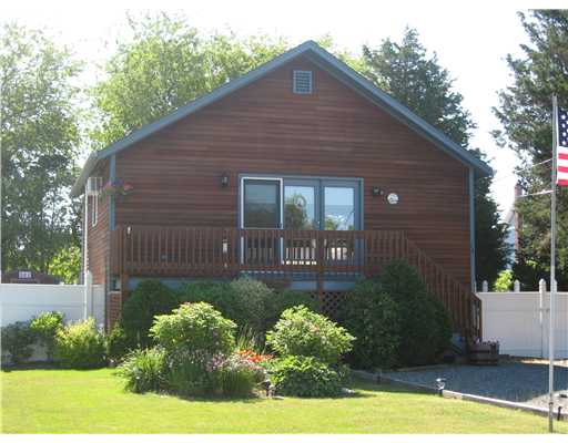 14 Ram Island Road Charlestown, RI 02813 - Photo 1 of 9 Exterior Front.