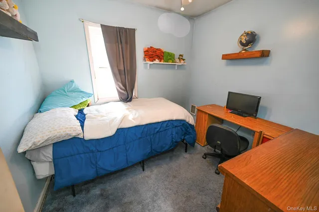 $629,000 | 165 Cochran Place, Valley Stream, NY 11581